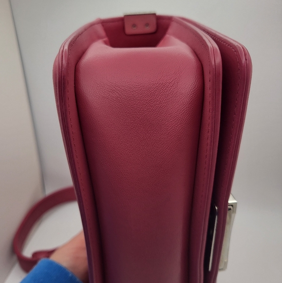 CHANEL Quilted Boy Bag Small Lambskin in Pink - Picture 9 of 13